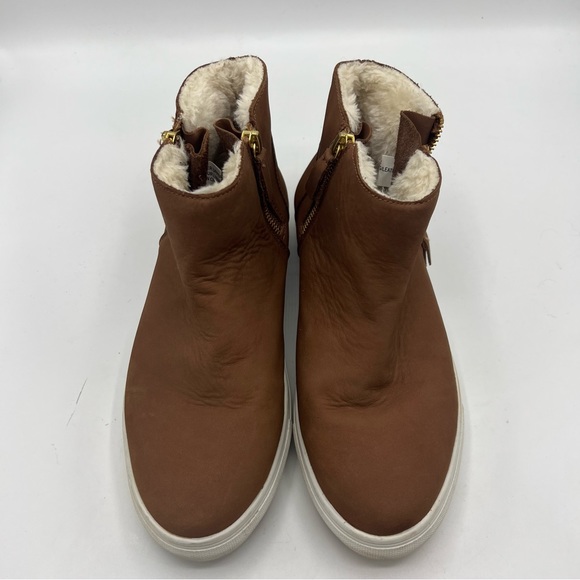 J/Slide 'Poppy" Booties - Picture 3 of 9